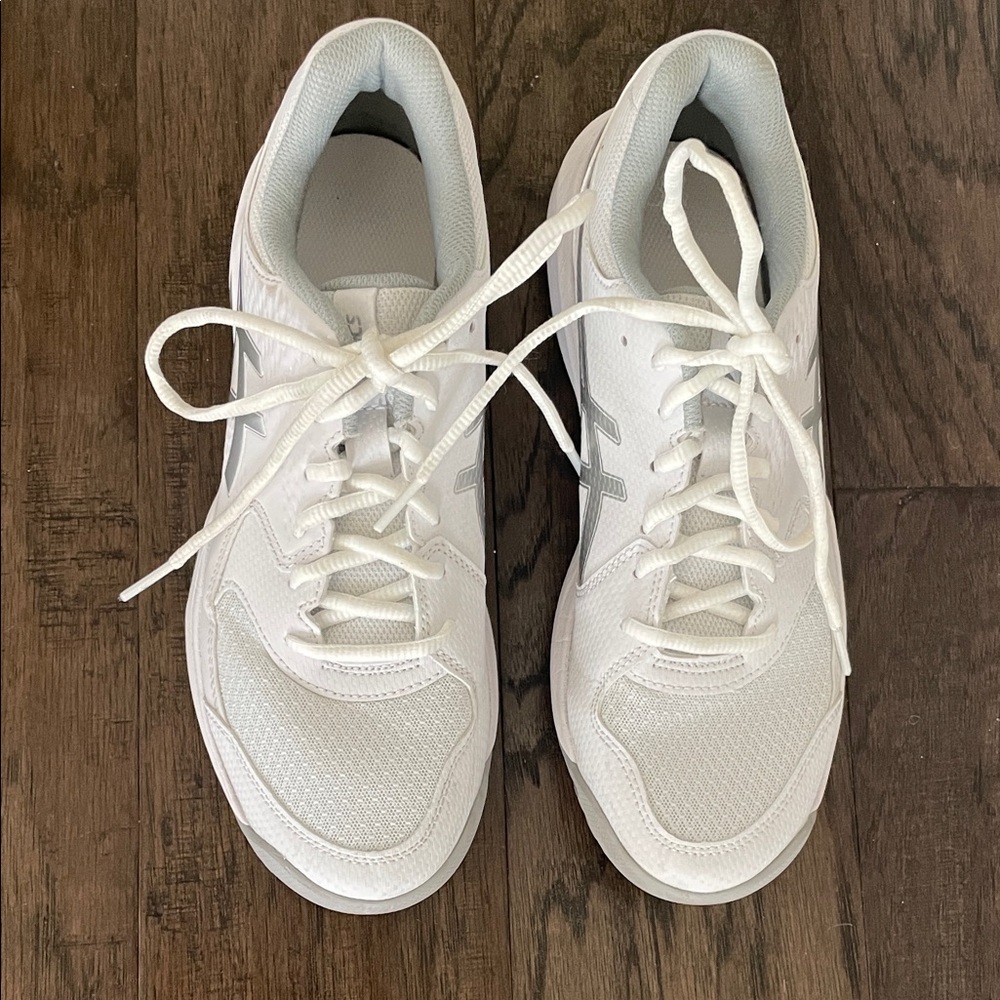 Asics White and Gray Pickleball/Court Shoes